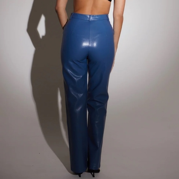 SLA the Label Blue Paige Faux Leather Cropped Jacket and Trouser Set - Size M - Picture 3 of 16